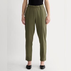 Everlane Dream Pant in Kalamata Olive